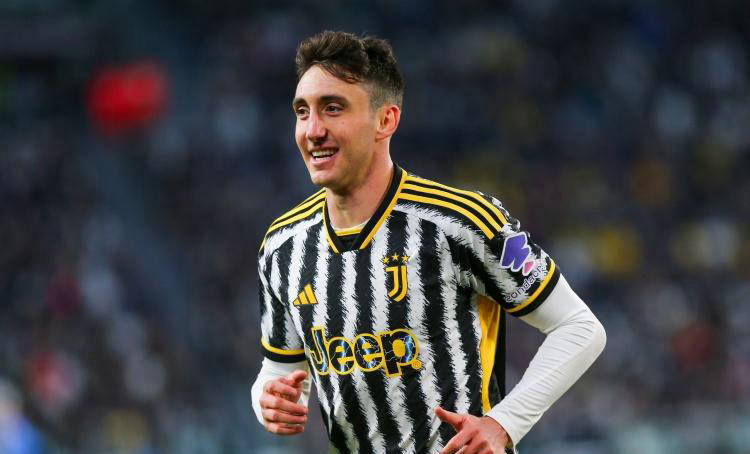 意甲动态:米兰寻找特奥接班者,国米引援预算激怒球迷