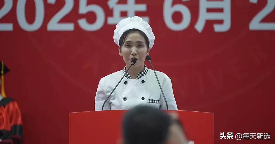 延边大学食堂阿姨火了,最新消息新闻和极目新闻发文,本人婉拒采访!