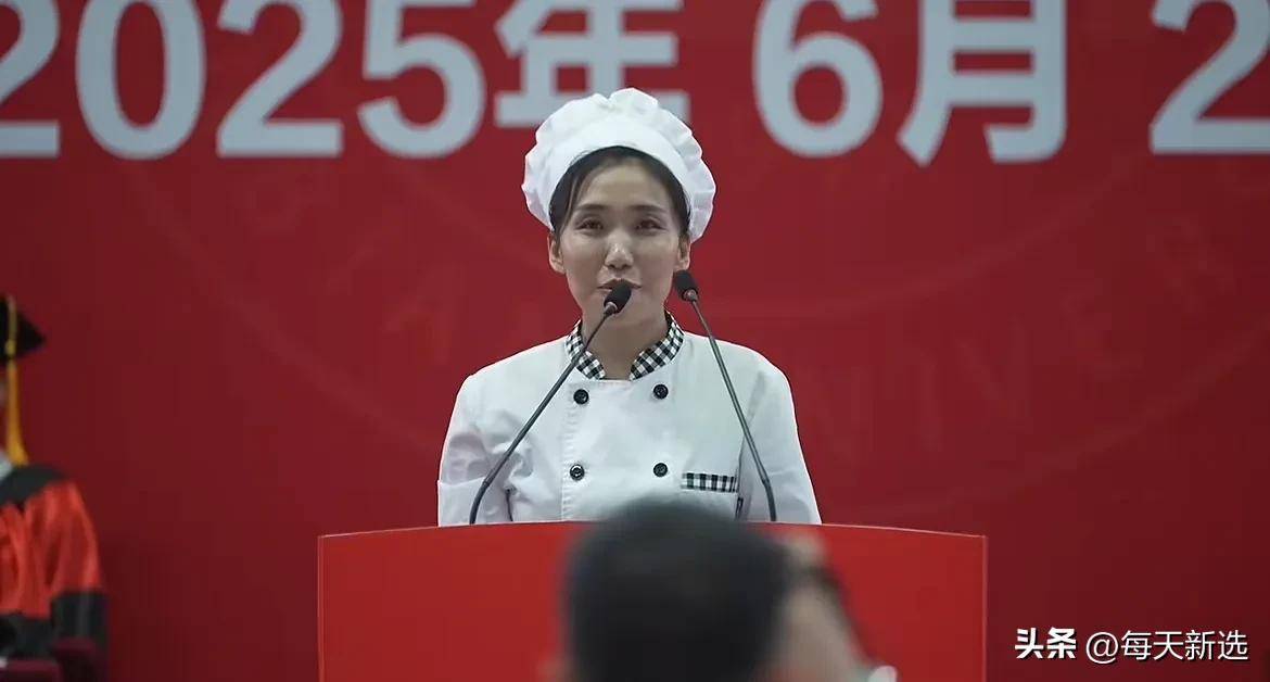 延边大学食堂阿姨火了,最新消息新闻和极目新闻发文,本人婉拒采访!