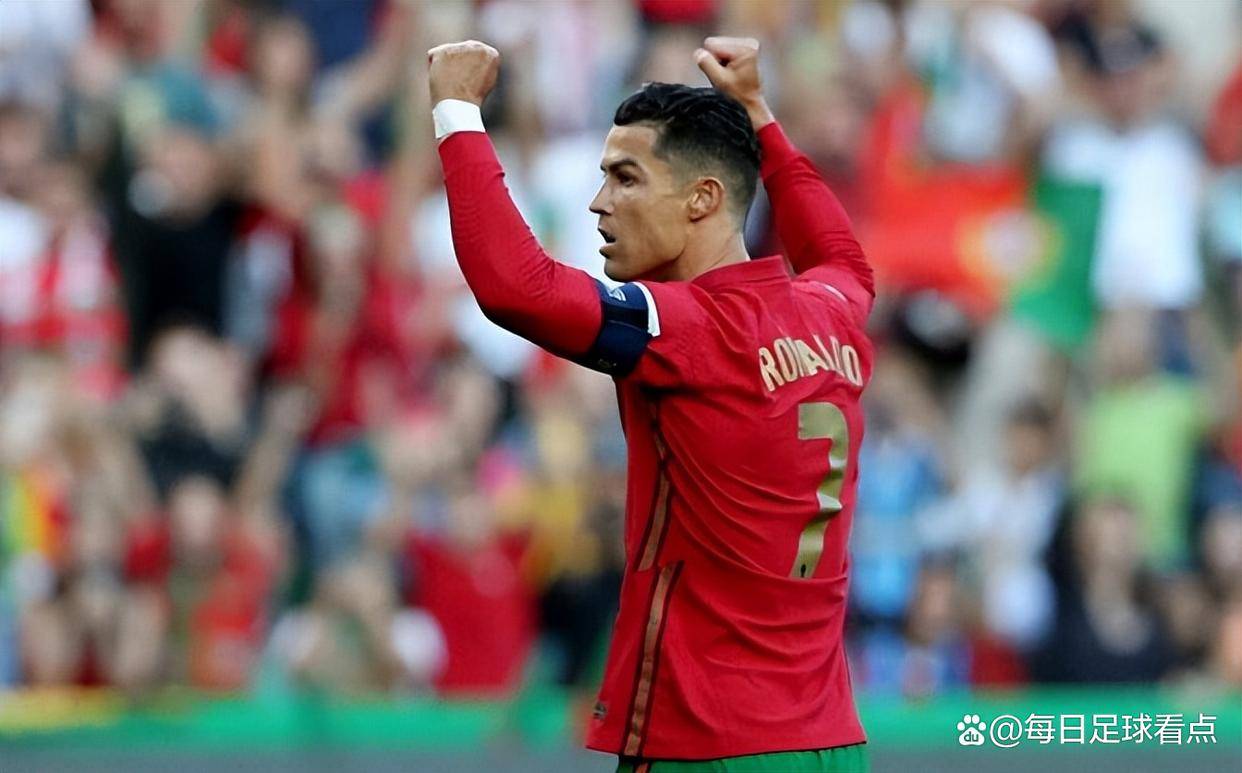 姆巴佩、C罗、梅西,他们在24岁的时分,数据怎么,哪个最强?