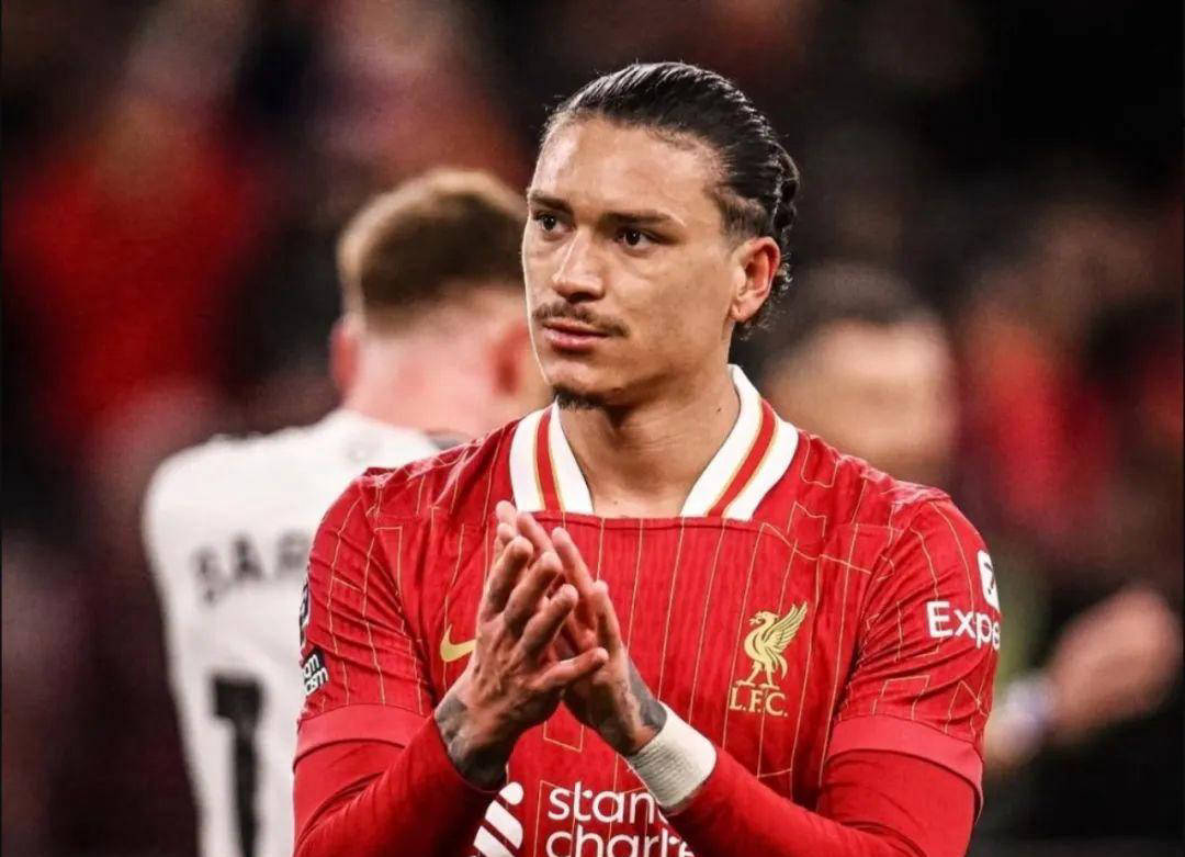 罗马诺透露最新转会细节,曼联等待谢什科决定 新闻揭示