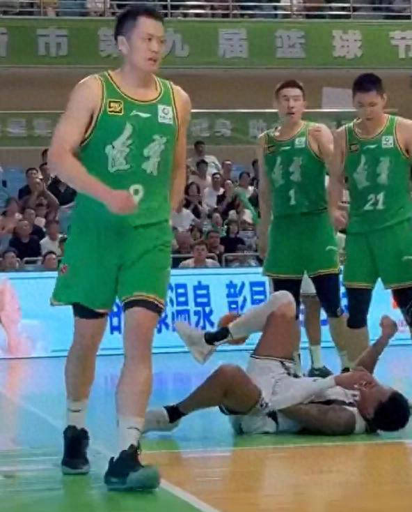 CBA球员最新动态汇总