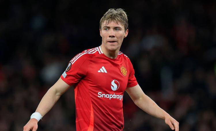 一日英超最新动态:KOP再发声仍需引援,皇马目标加入塔帅阵营