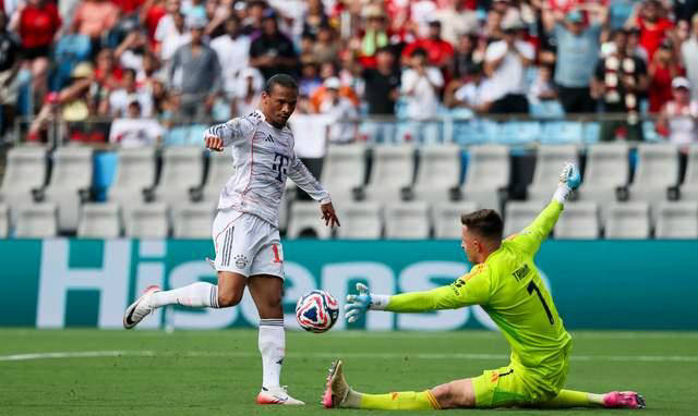 拜仁0比1不敌本菲卡,萨内两次单刀球漏洞百出,赛后备受指责