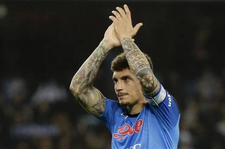 意甲全是戏！德布劳内首秀就轰进任意球，莫德里奇创下最年长首秀纪录