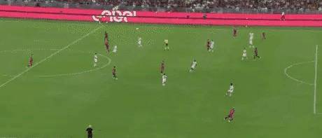 意甲全是戏！德布劳内首秀就轰进任意球，莫德里奇创下最年长首秀纪录