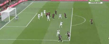 意甲全是戏！德布劳内首秀就轰进任意球，莫德里奇创下最年长首秀纪录