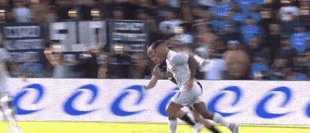 意甲全是戏！德布劳内首秀就轰进任意球，莫德里奇创下最年长首秀纪录