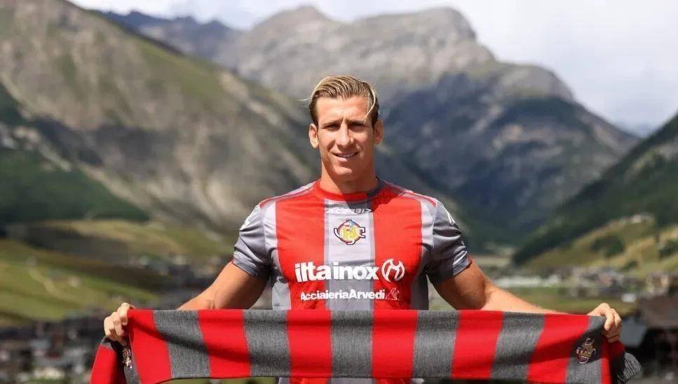 意甲全是戏！德布劳内首秀就轰进任意球，莫德里奇创下最年长首秀纪录