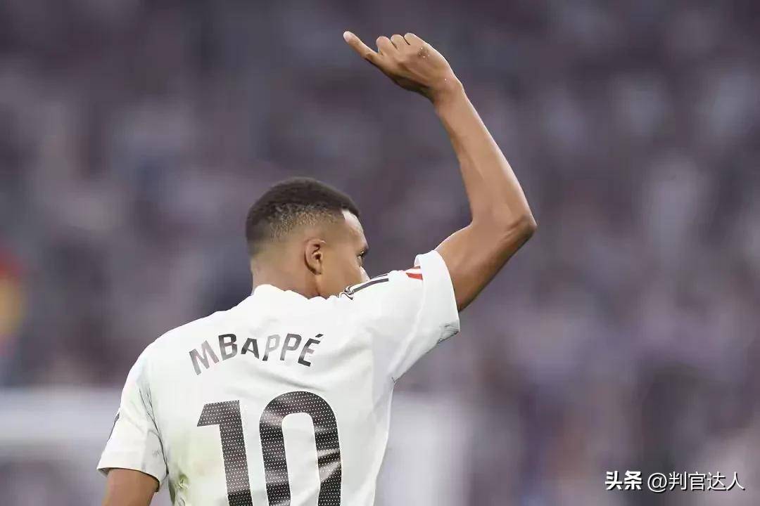 太疯狂！阿森纳再添强援，正式超越皇马，位居世界第一