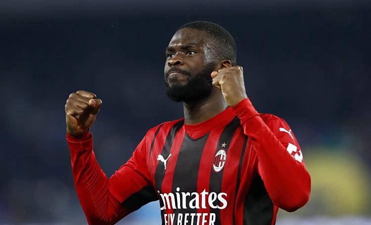 意甲新闻速递：米兰受伤热议，国米大胜布拉格斯拉维亚