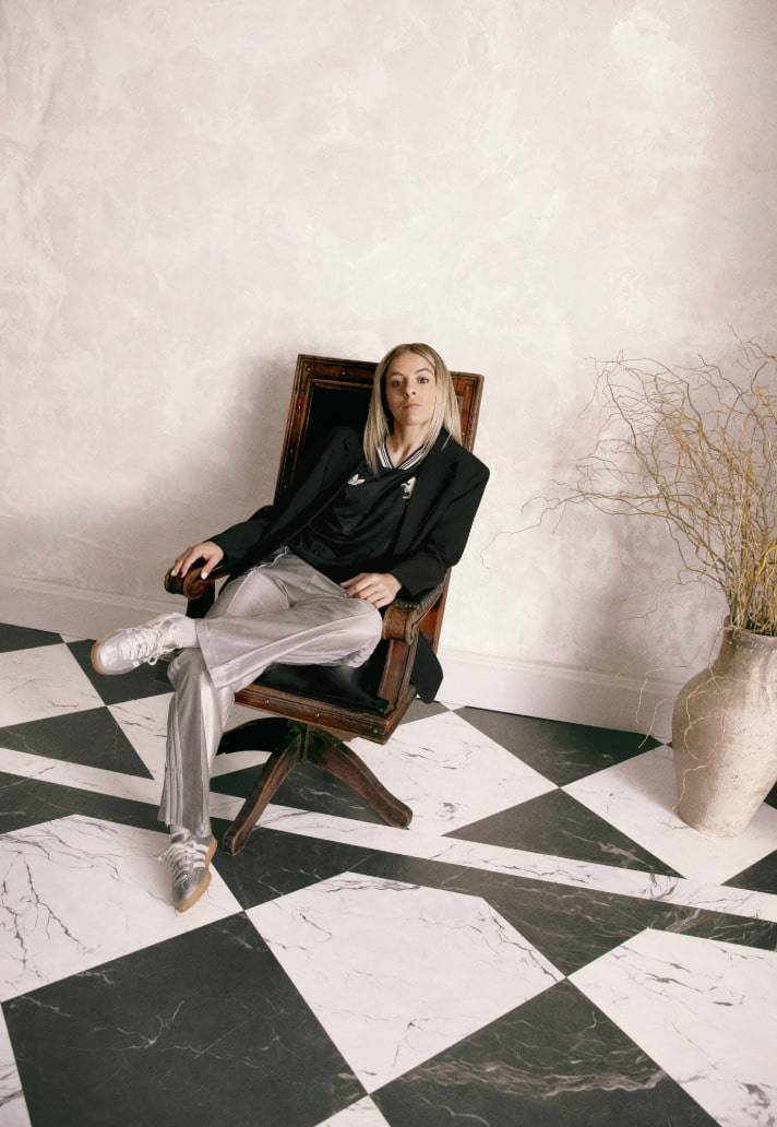 尤文图斯正式发布2025/26赛季第三球衣