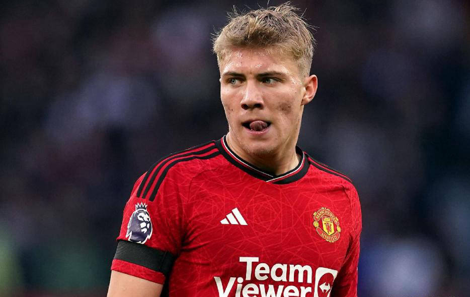 AC米兰前锋引援困境，意外转机即将到来？