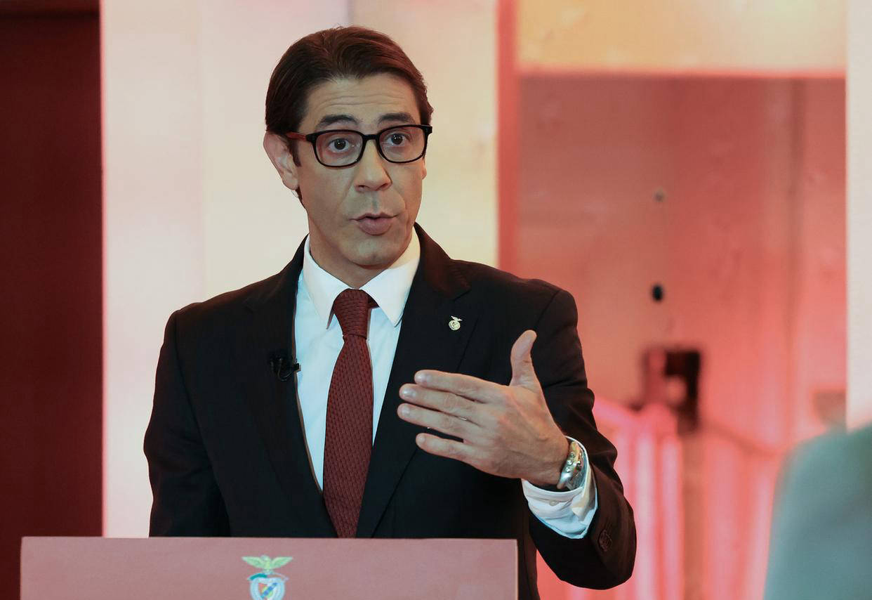 穆里尼奥暂停新闻发布会力挺米兰名宿鲁伊科斯塔连任