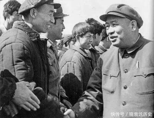 元帅，大将，上将，中将，少将里头，都有谁？担任过总政治部主任